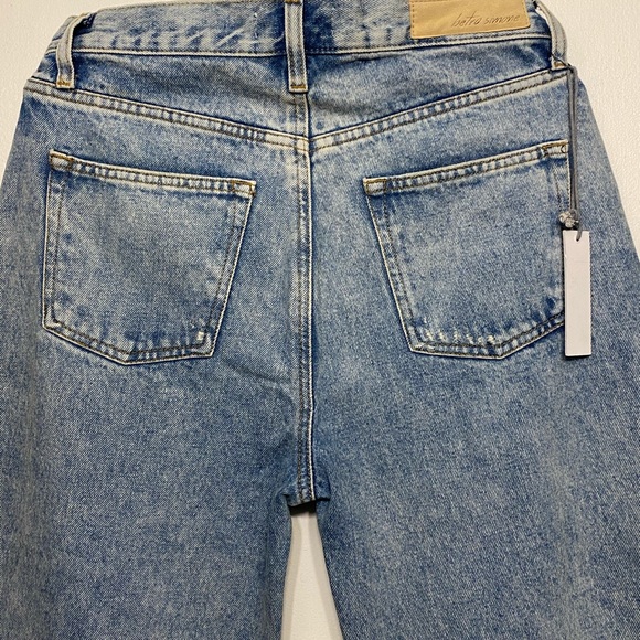 Betro Simone - Picture 2 of 4